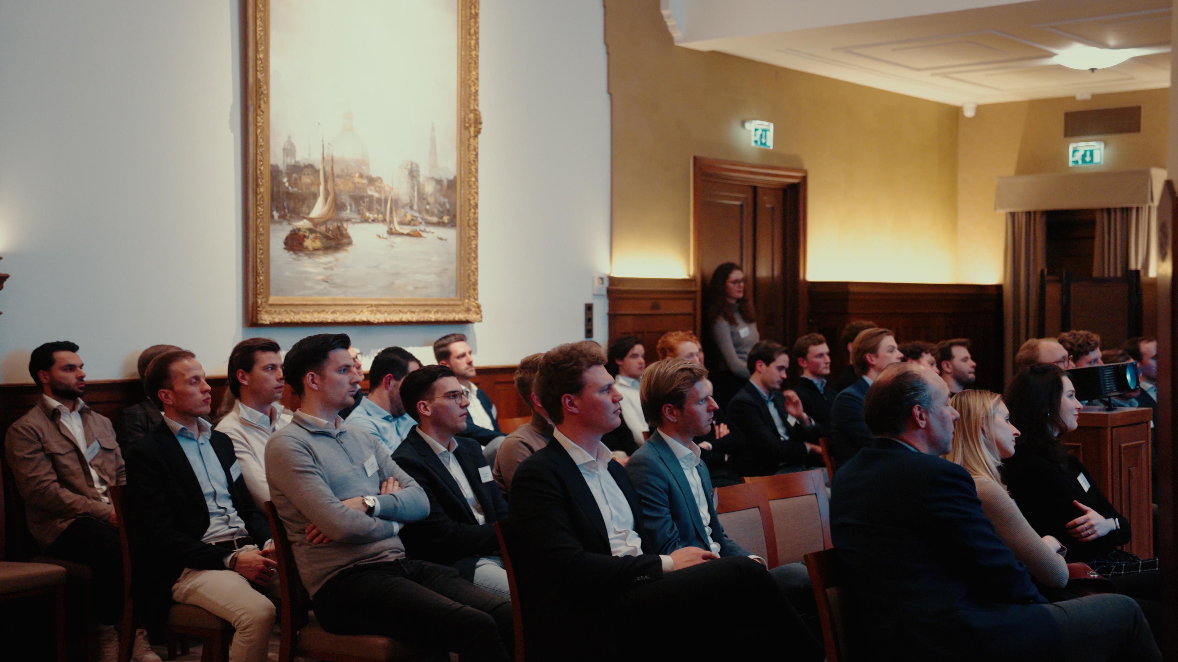 M&A Cafe 4K PICS.00 00 41 22.Still008